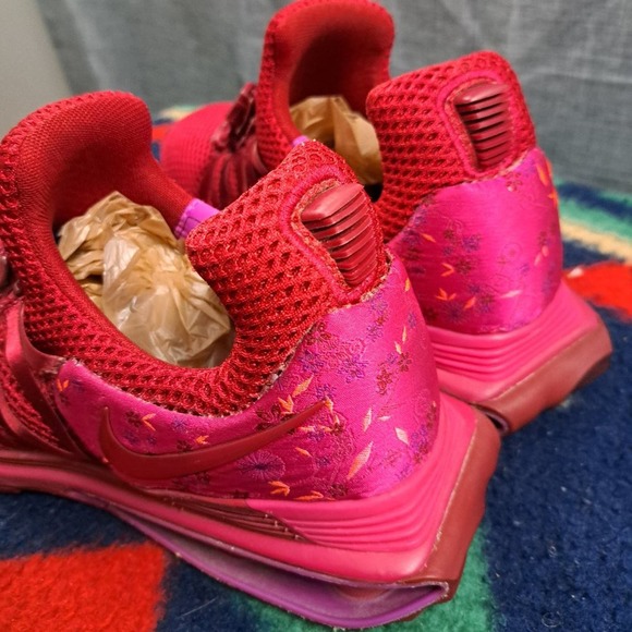 Nike Shox Gravity Red Crush Running Shoes Womens Size 7 AQ8554-606 - Picture 4 of 15